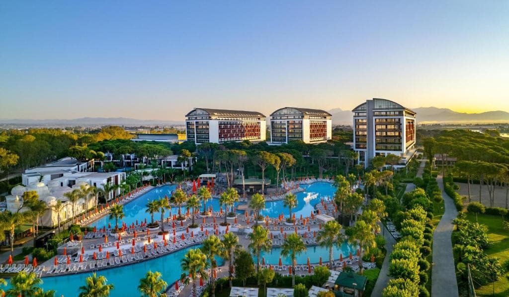 Trendy Lara Hotel