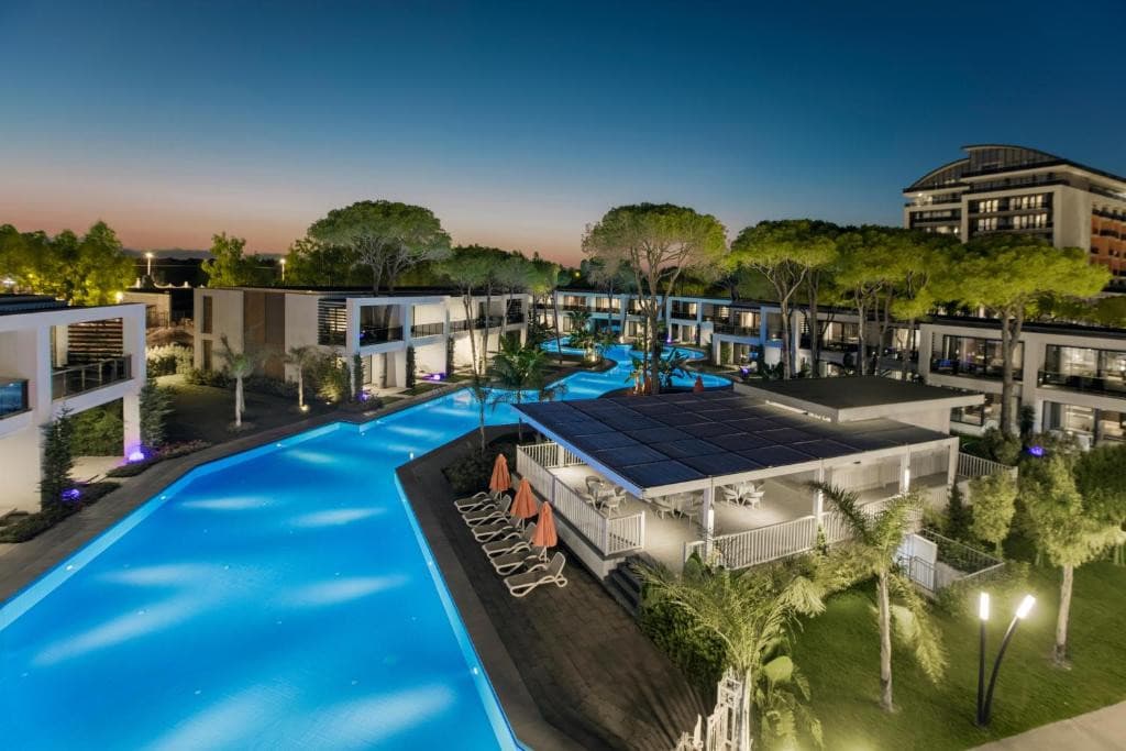 Trendy Lara Hotel