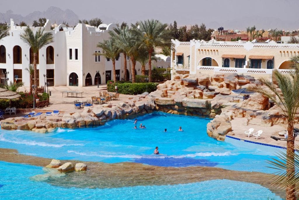 Faraana Reef Resort