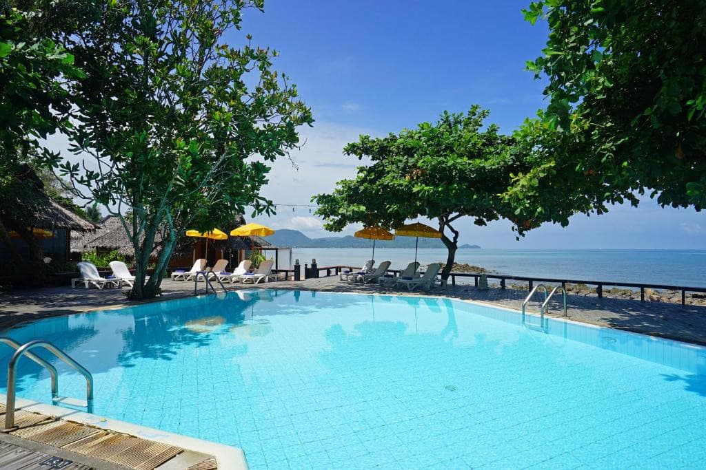 Sunset Village Beach Resort