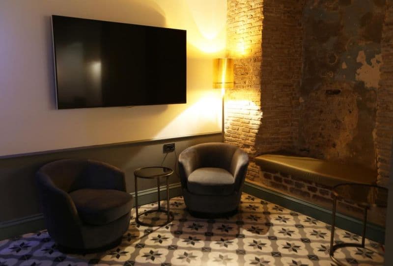 ROYAL TOPHANE HOTEL