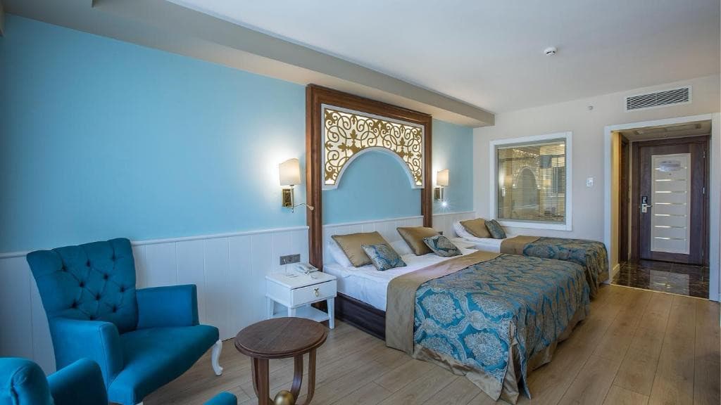 J'adore Deluxe Hotel & Spa