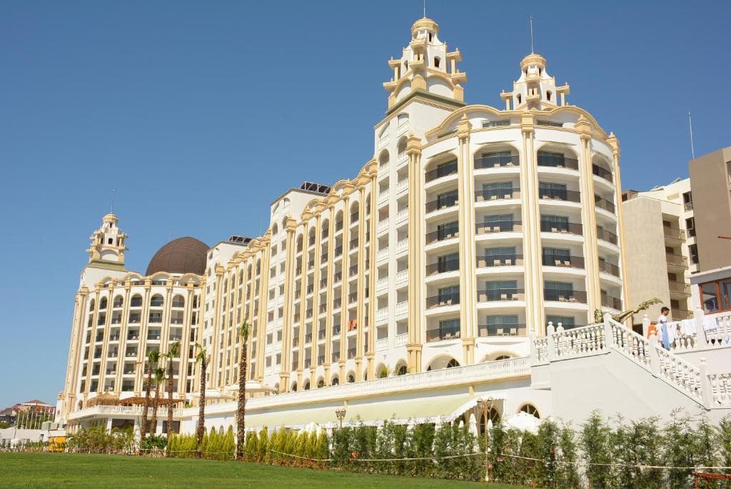 J'adore Deluxe Hotel & Spa