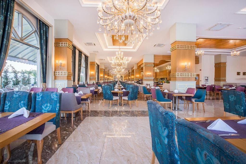 J'adore Deluxe Hotel & Spa