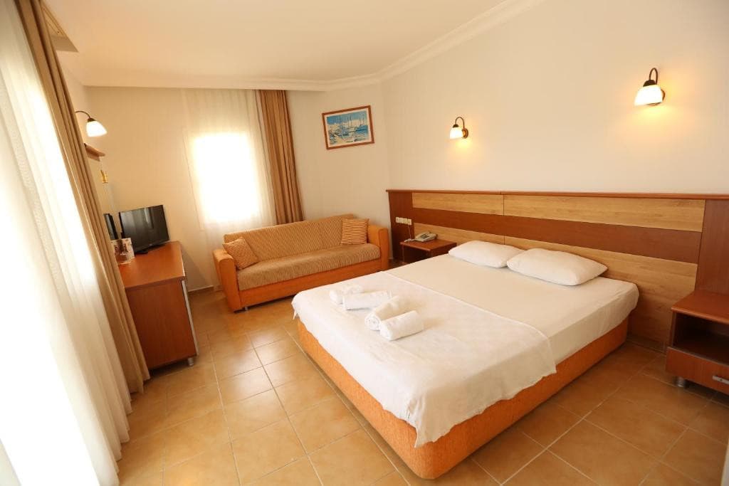 Mavruka Hotel