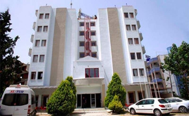 Nuova Beach Hotel