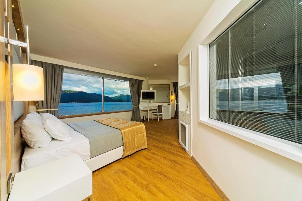 Poseidon Hotel