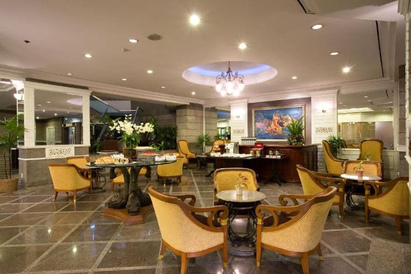 Chaophya Park Hotel