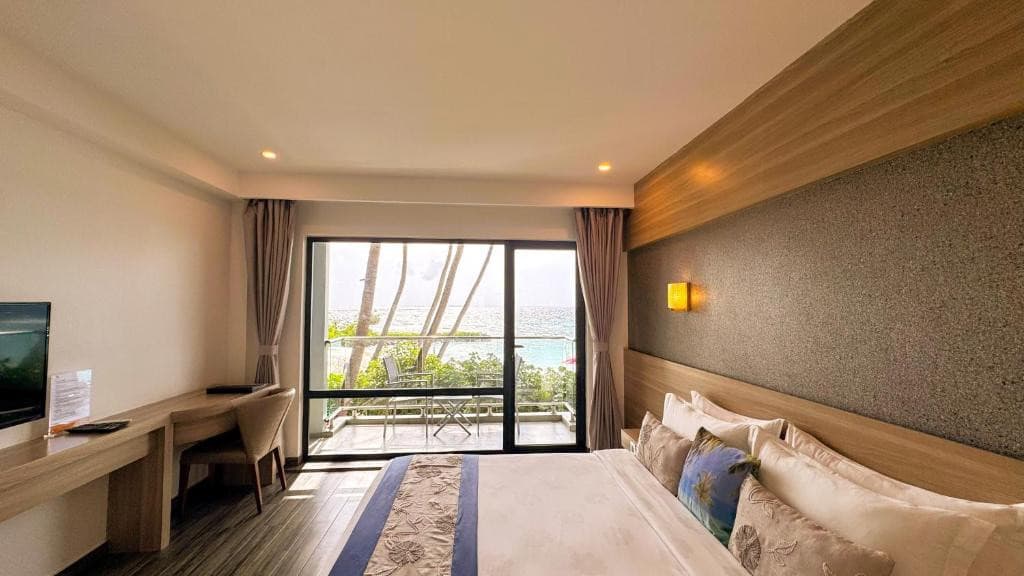 KAANI GRAND SEAVIEW