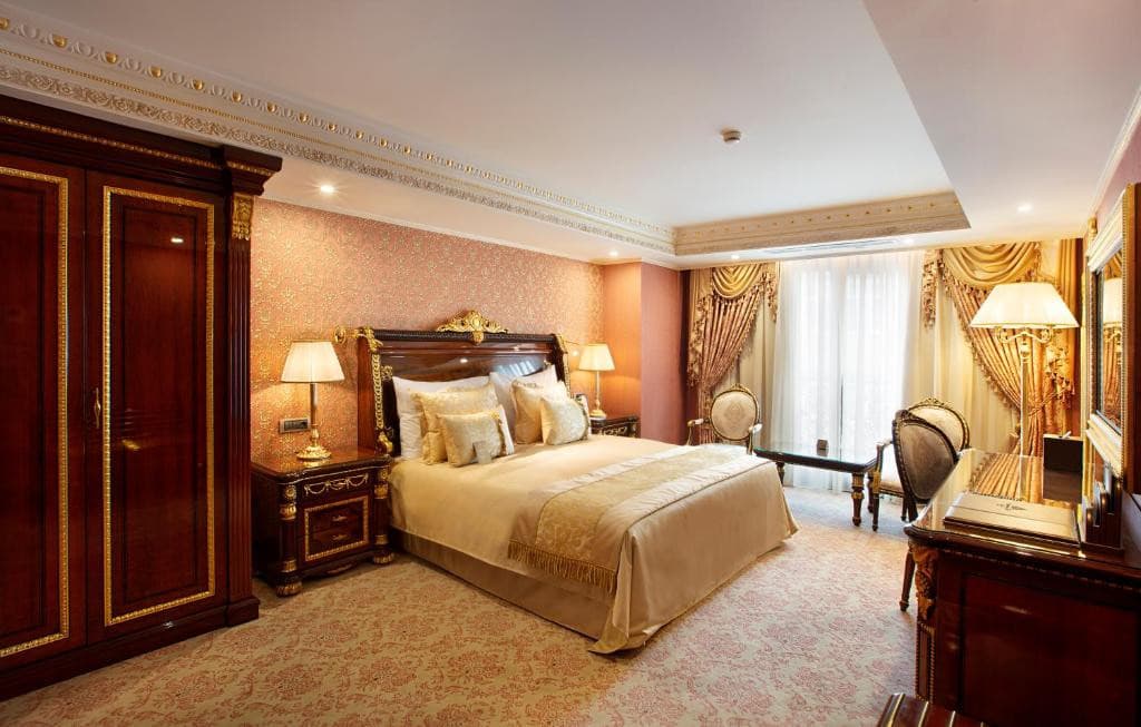 OTTOMANS LIFE DELUXE HOTEL