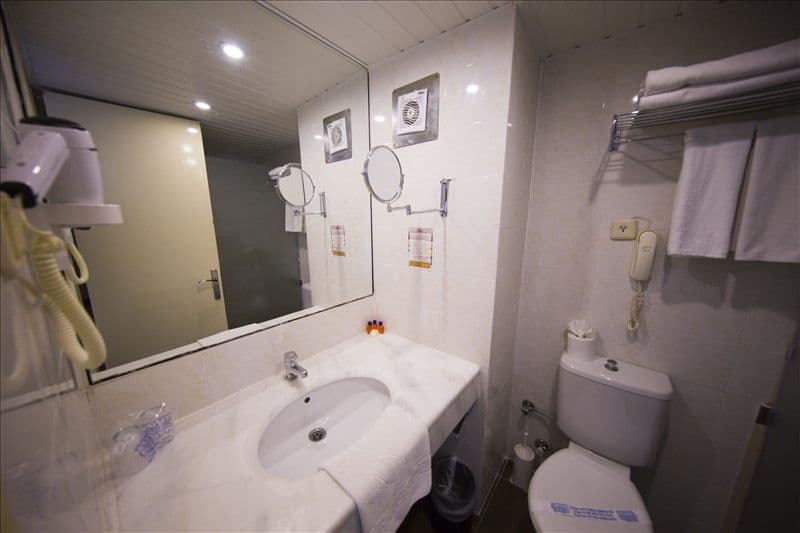 Klas Hotel