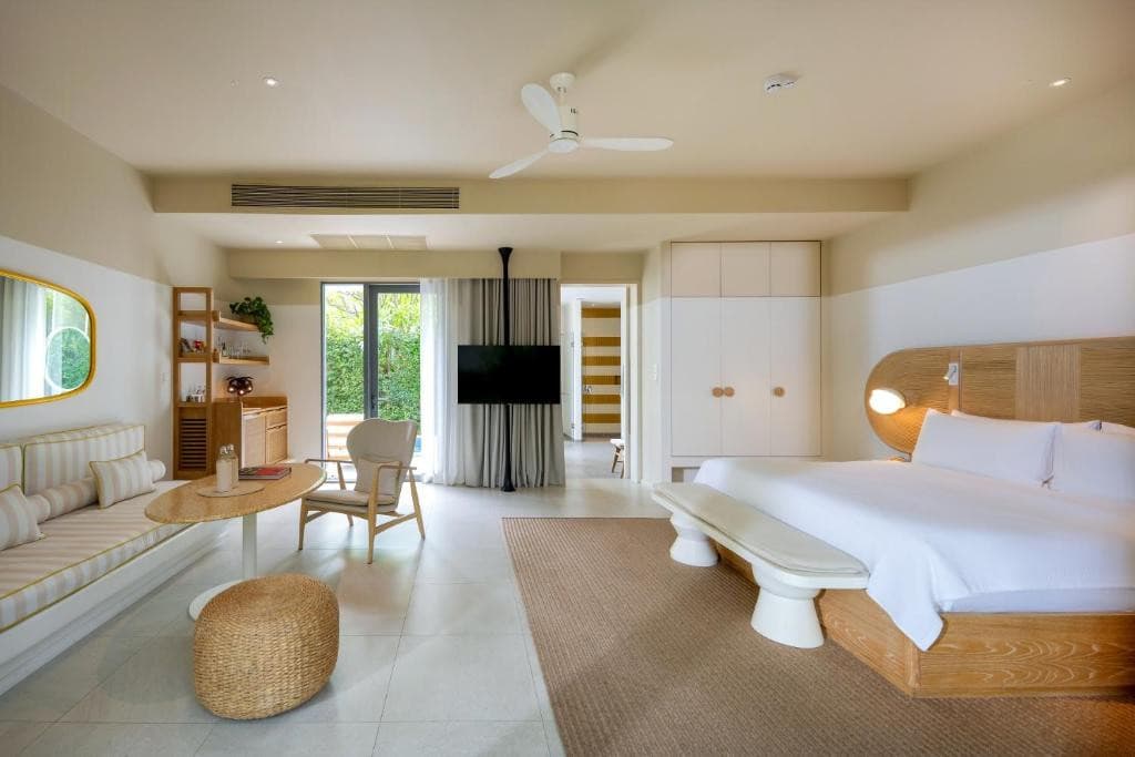 STANDARD HUA HIN (THE)