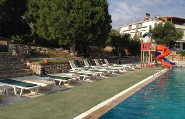 First Class Hotel