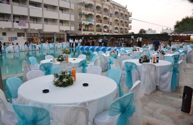 First Class Hotel