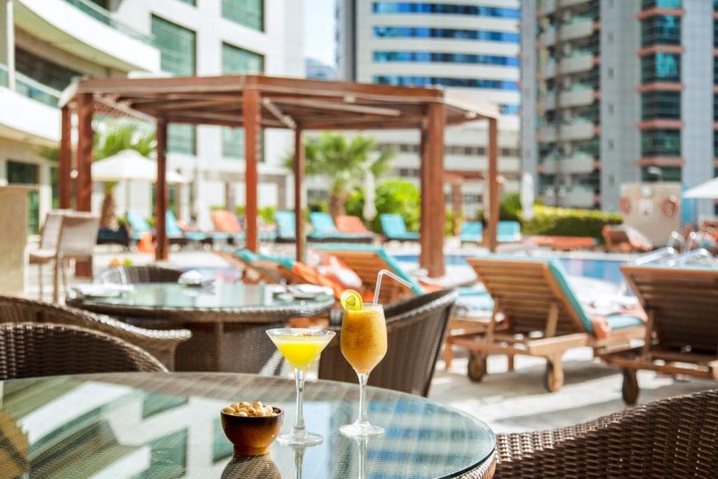 Time Oak Hotel & Suites