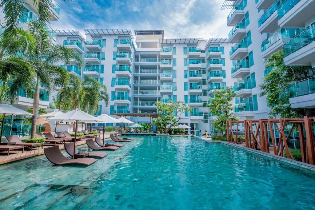 Fishermen's Harbour Urban Resort