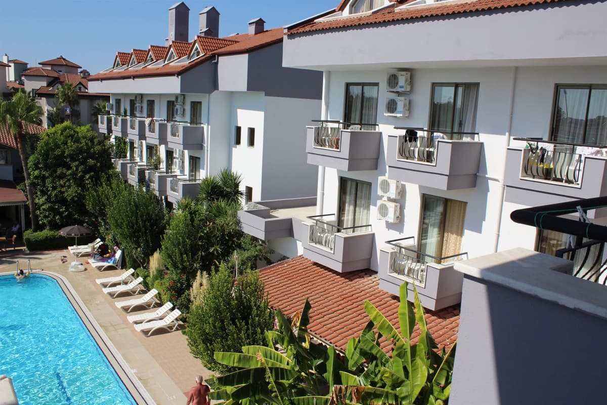 Silver Hotel