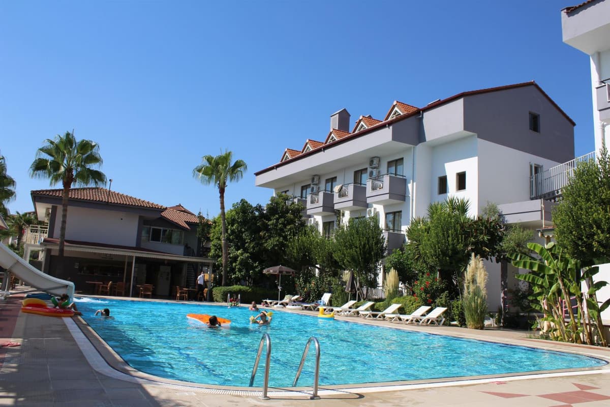 Silver Hotel