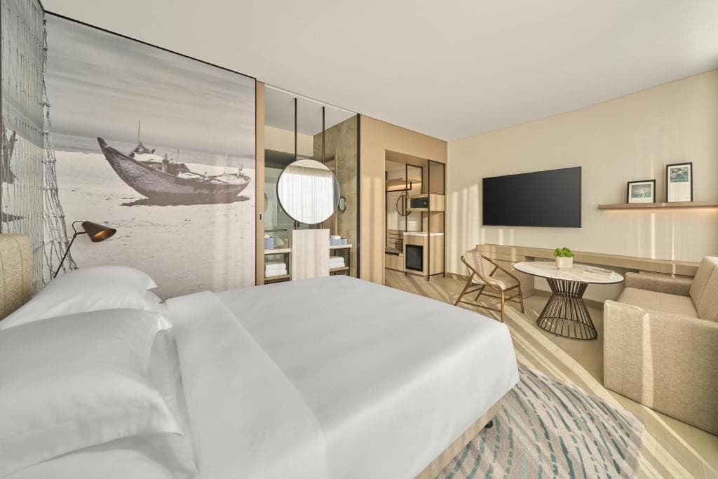 Hyatt Regency Hotel 5* - Nha Trang