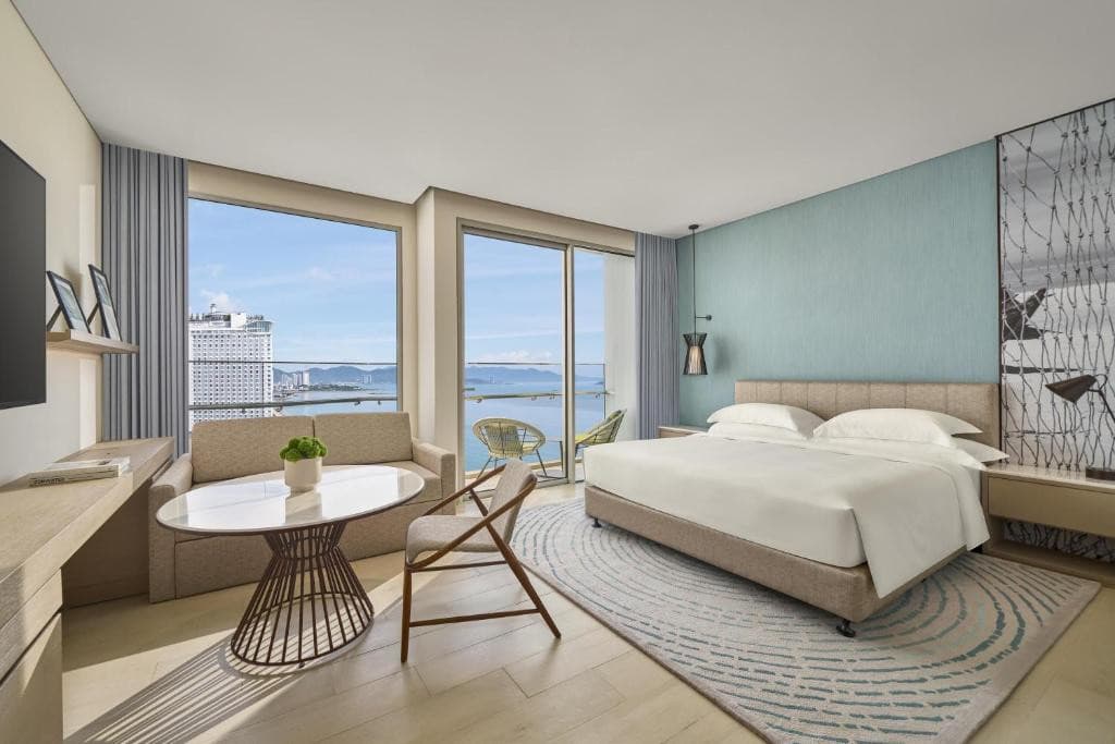 Hyatt Regency Hotel 5* - Nha Trang
