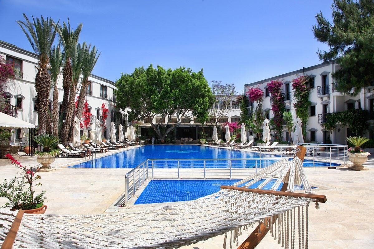 Marina Vista Hotel