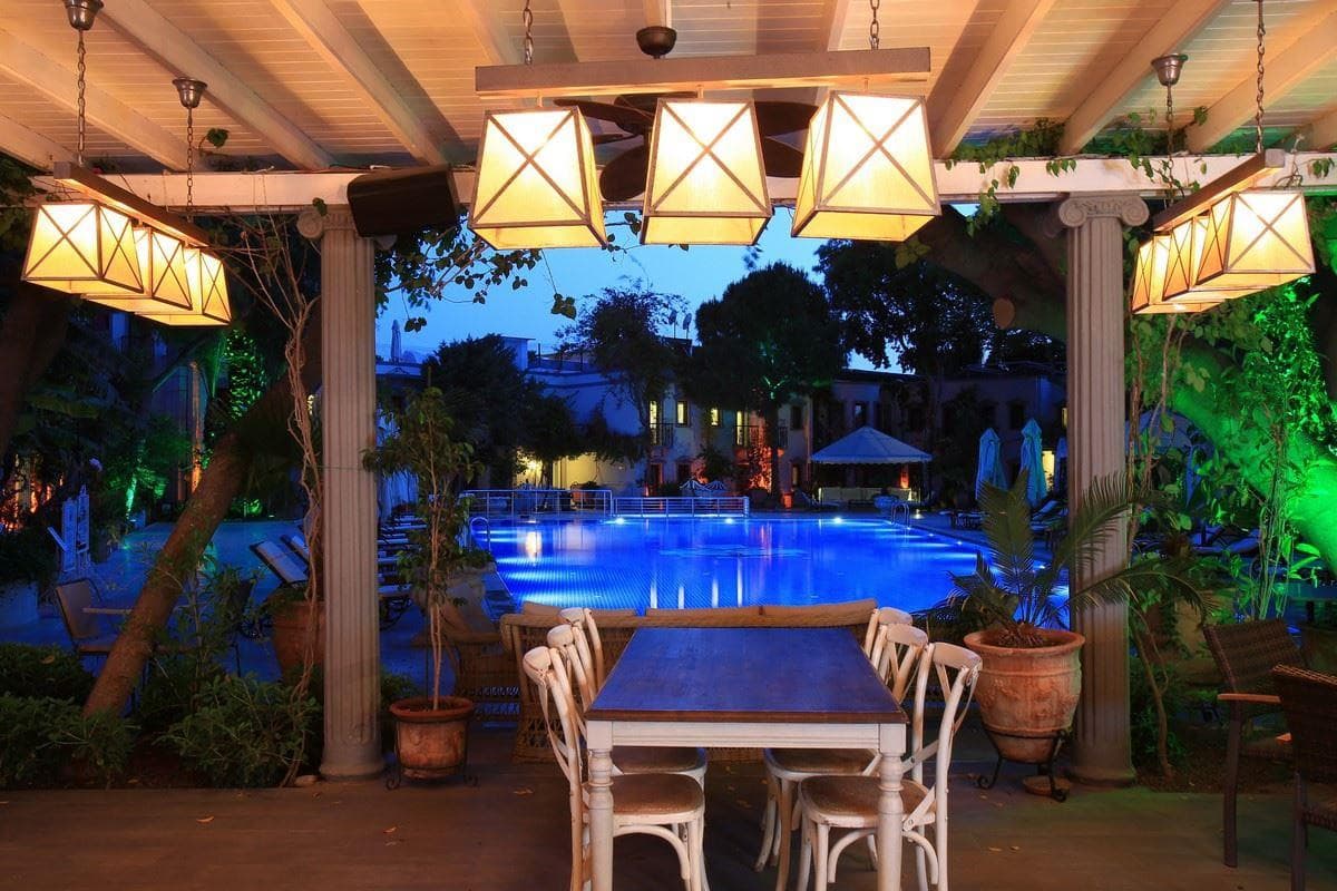 Marina Vista Hotel