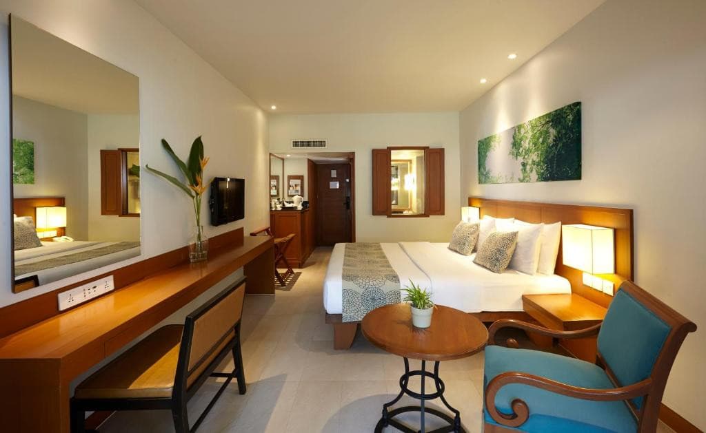 WOODLANDS HOTEL & RESORT