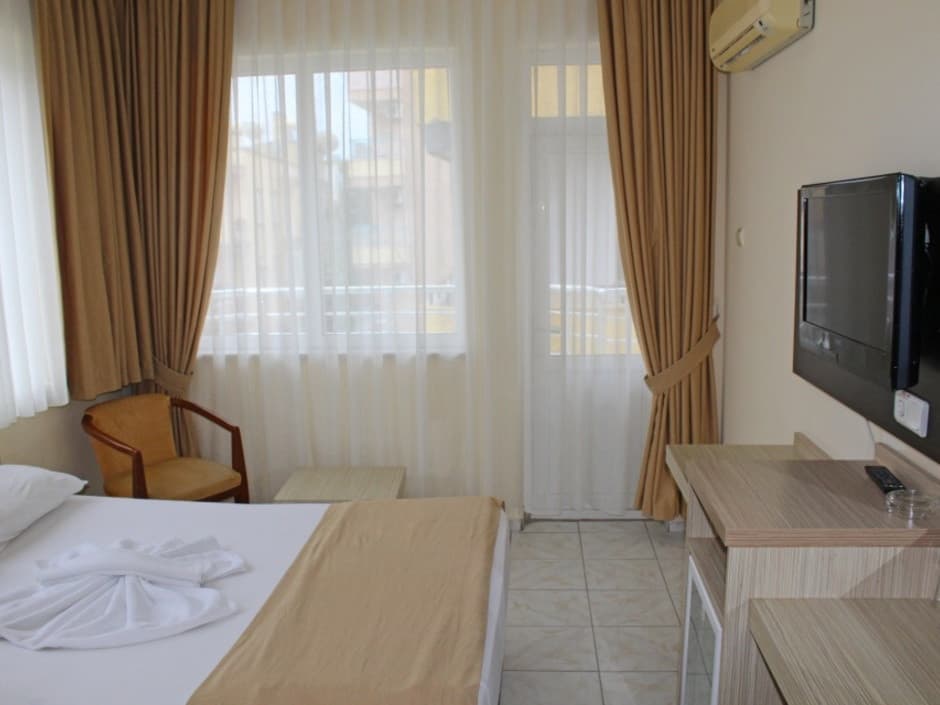 Kleopatra Bavyera Hotel