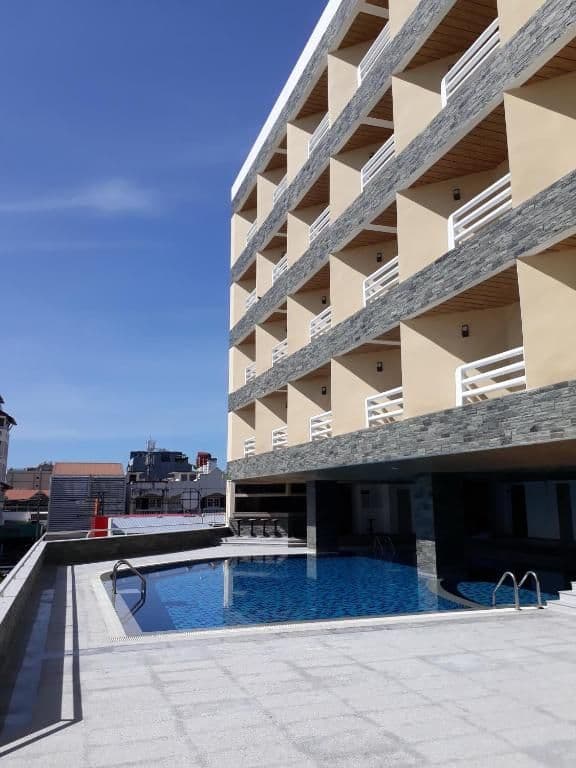 CITY BEACH RESORT