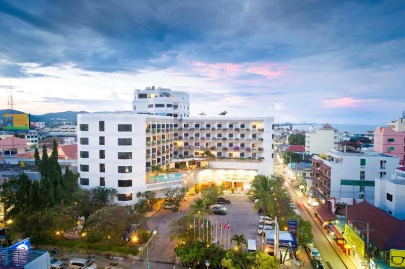 CITY BEACH RESORT