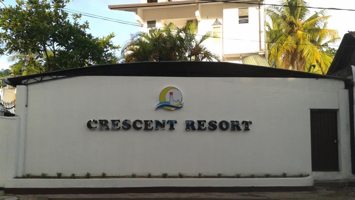 Crescent Resort