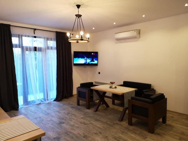 Level Up Hotel