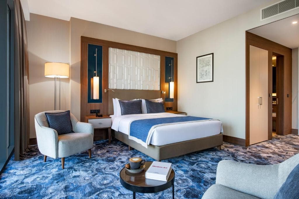 Tbilisi Philarmonic  By Mercure
