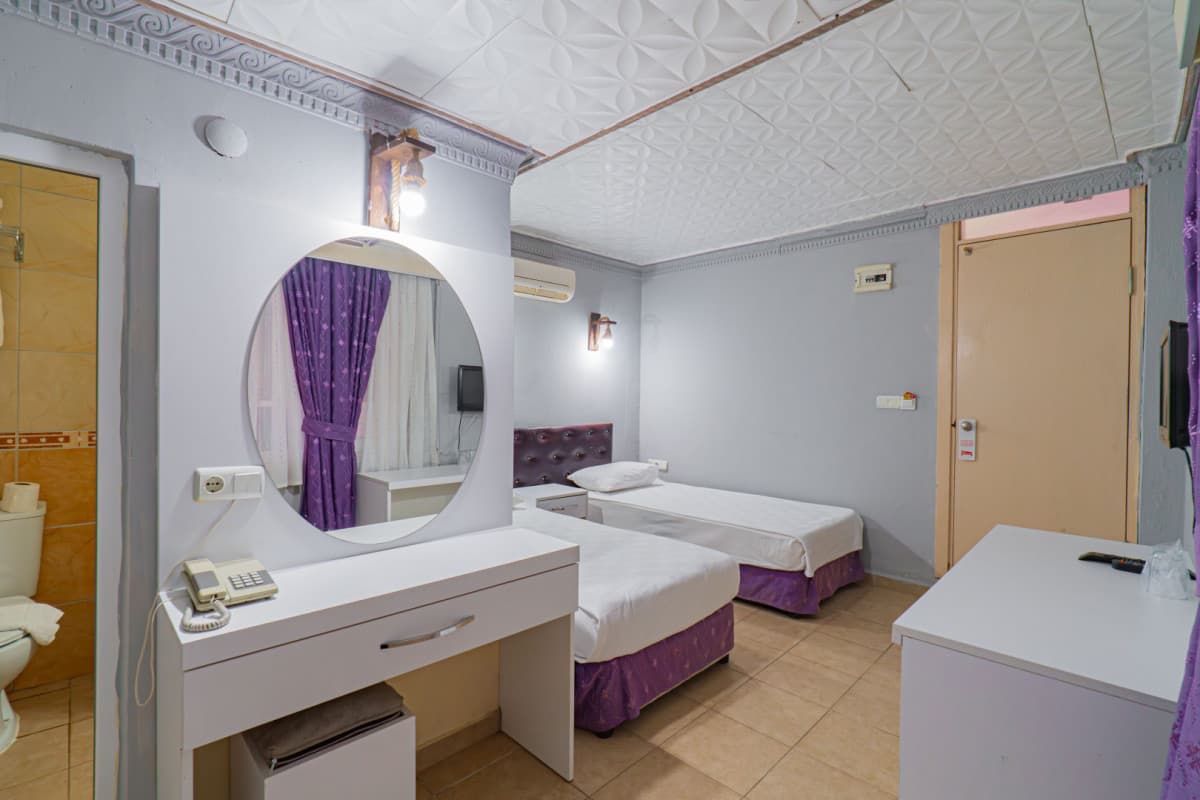 Sayanora Park Hotel