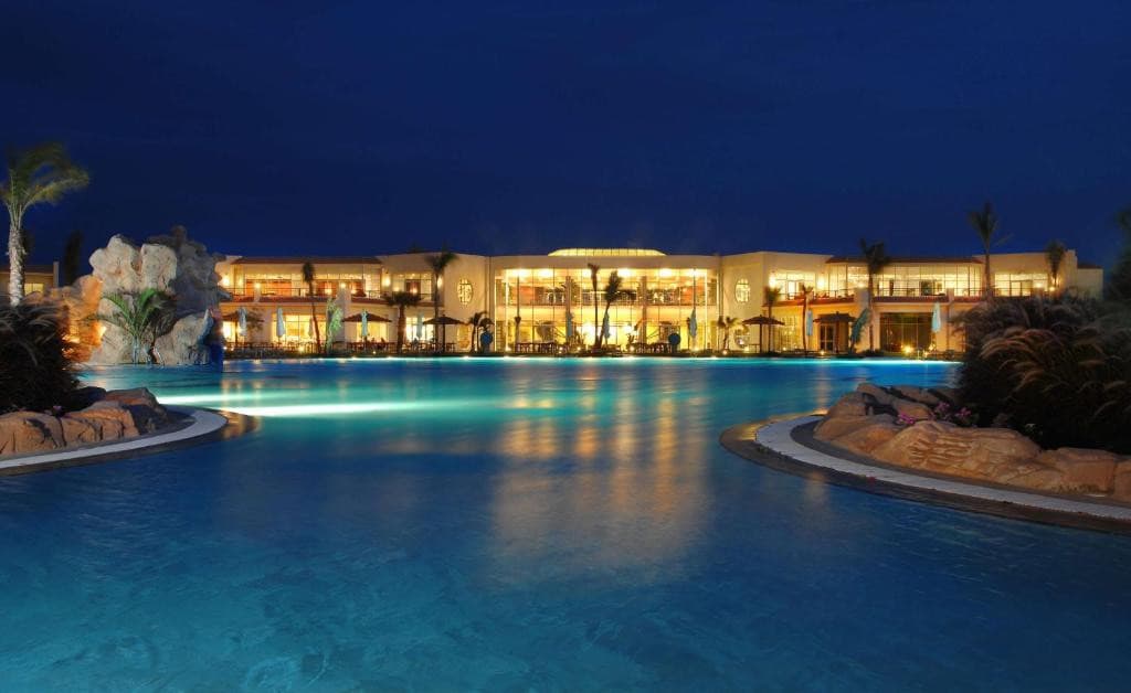 Doubletree By Hilton Sharks Bay Resort 4*