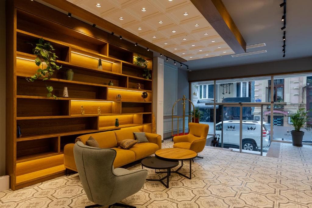 Hotel Monarch