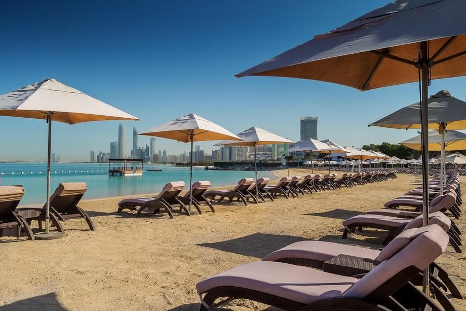Radisson Blu Hotel & Resort Abu Dhabi Corniche