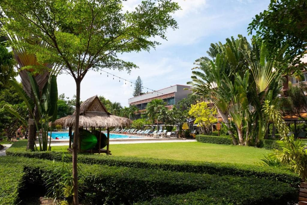 BASAYA BEACH HOTEL&RESORT