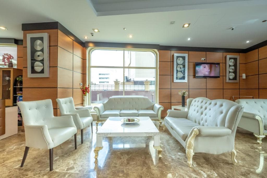 PEARL SWISS HOTEL - FOUR APPLE HOTELS