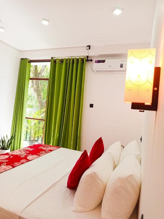Randon Resort