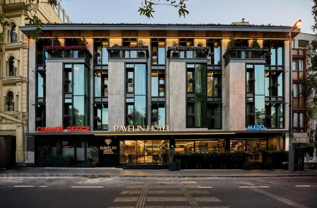 RAYELIN HOTEL OLD CITY