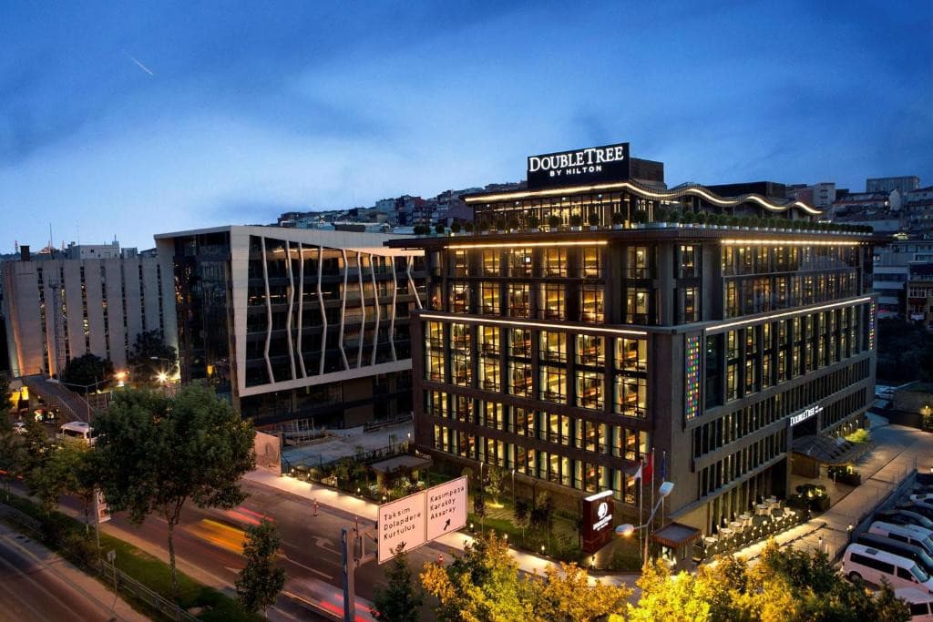 DOUBLETREE BY HILTON HOTEL ISTANBUL - PIYALEPASA